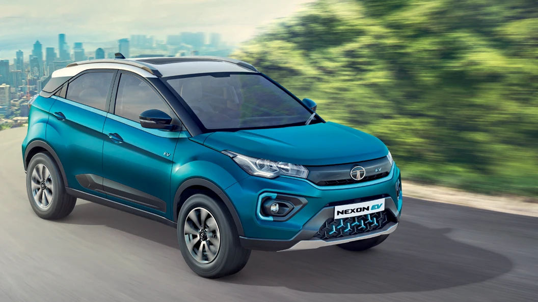 Tata Nexon Ev Xz Lux Dark Edition Electric Latest Price And Offer Details Dec 2022 Reviews 