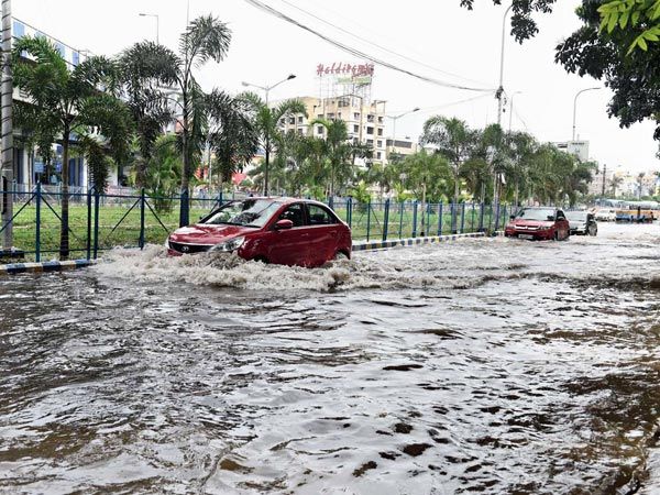 potholes, potholes india, potholes in india, potholes of india, indian potholes, potholes on indian roads, potholes, pothole, pothole in indian road, pothole india, indian pothole